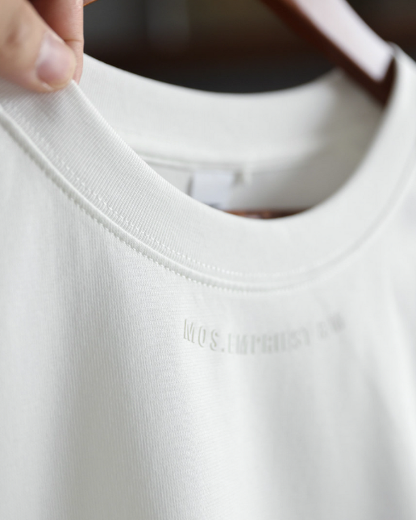 Minimalist Lettering-Embroidered Loose Fit Casual T-Shirt 2color 【ACT0106】