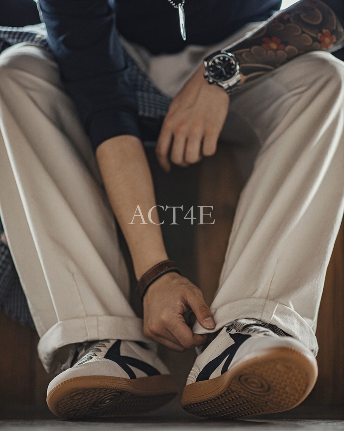 vintage arrow low-top sneakers 【ACT0145】