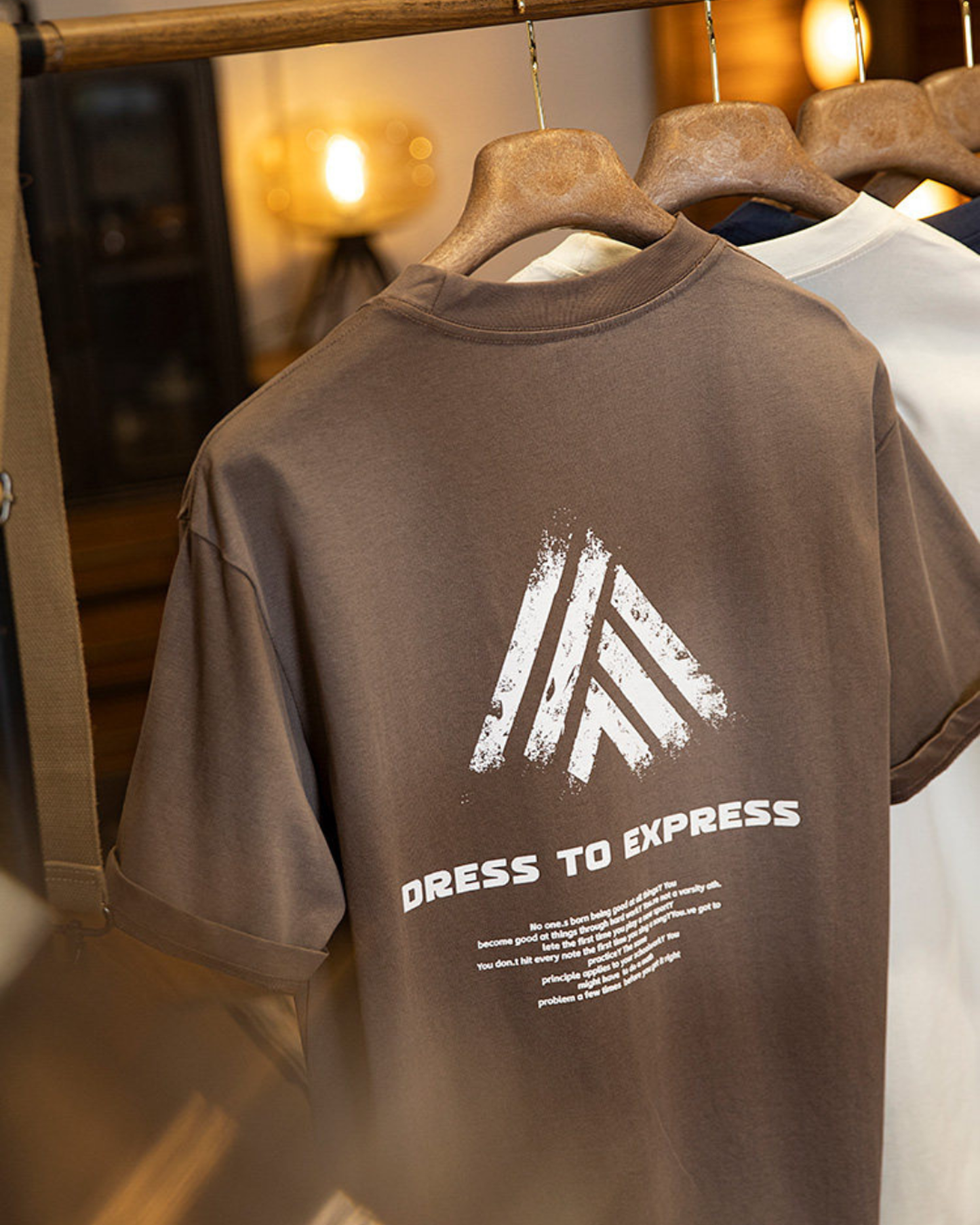 Back logo print t-shirt 4color 【ACT0057】