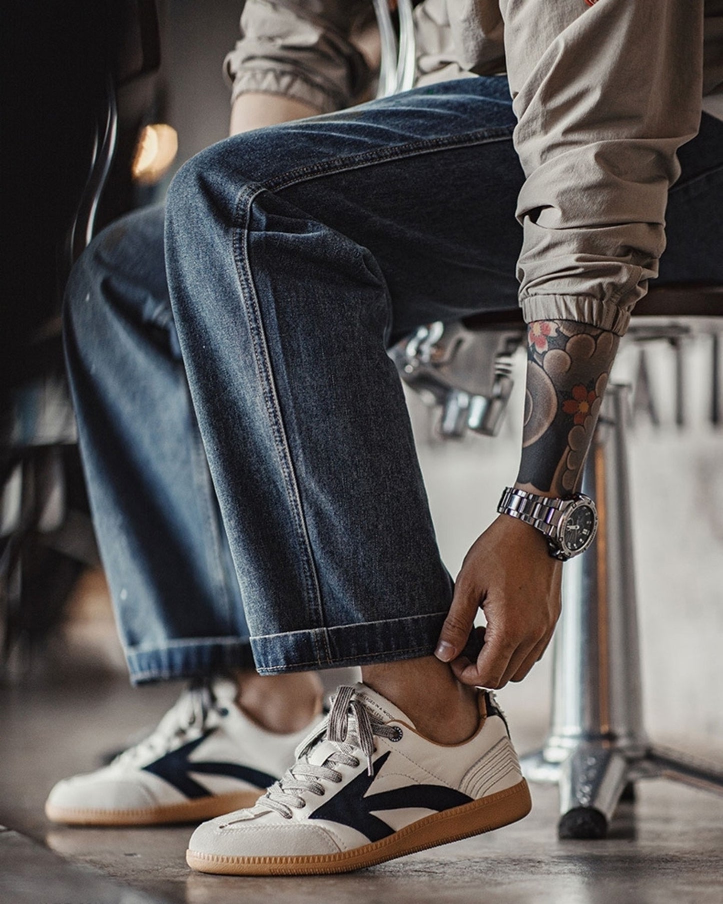 vintage arrow low-top sneakers 【ACT0145】