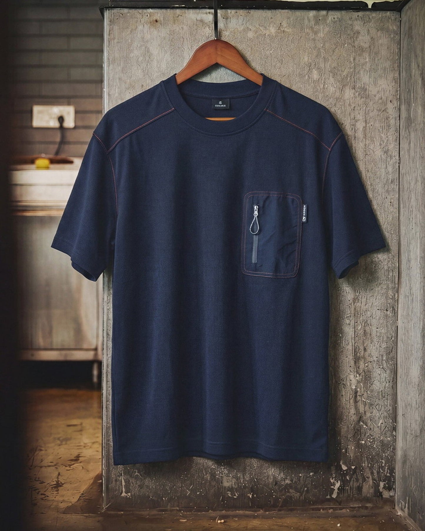 Vintage Zip-Pocket Contrast-Stitch Relaxed T-Shirt 【ACT0093】