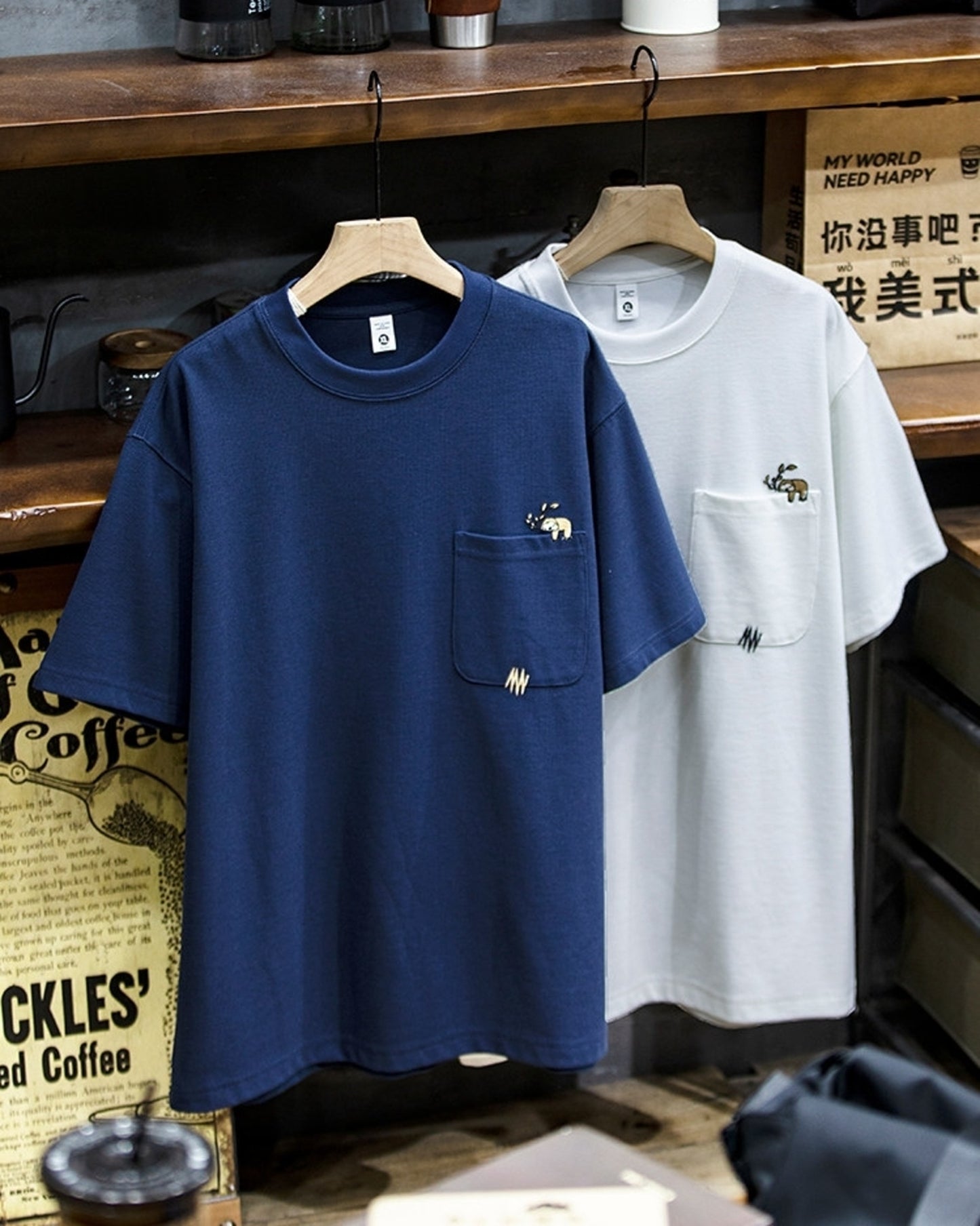 sloth embroidered pocket short sleeve t-shirt 2color 【ACT0159】