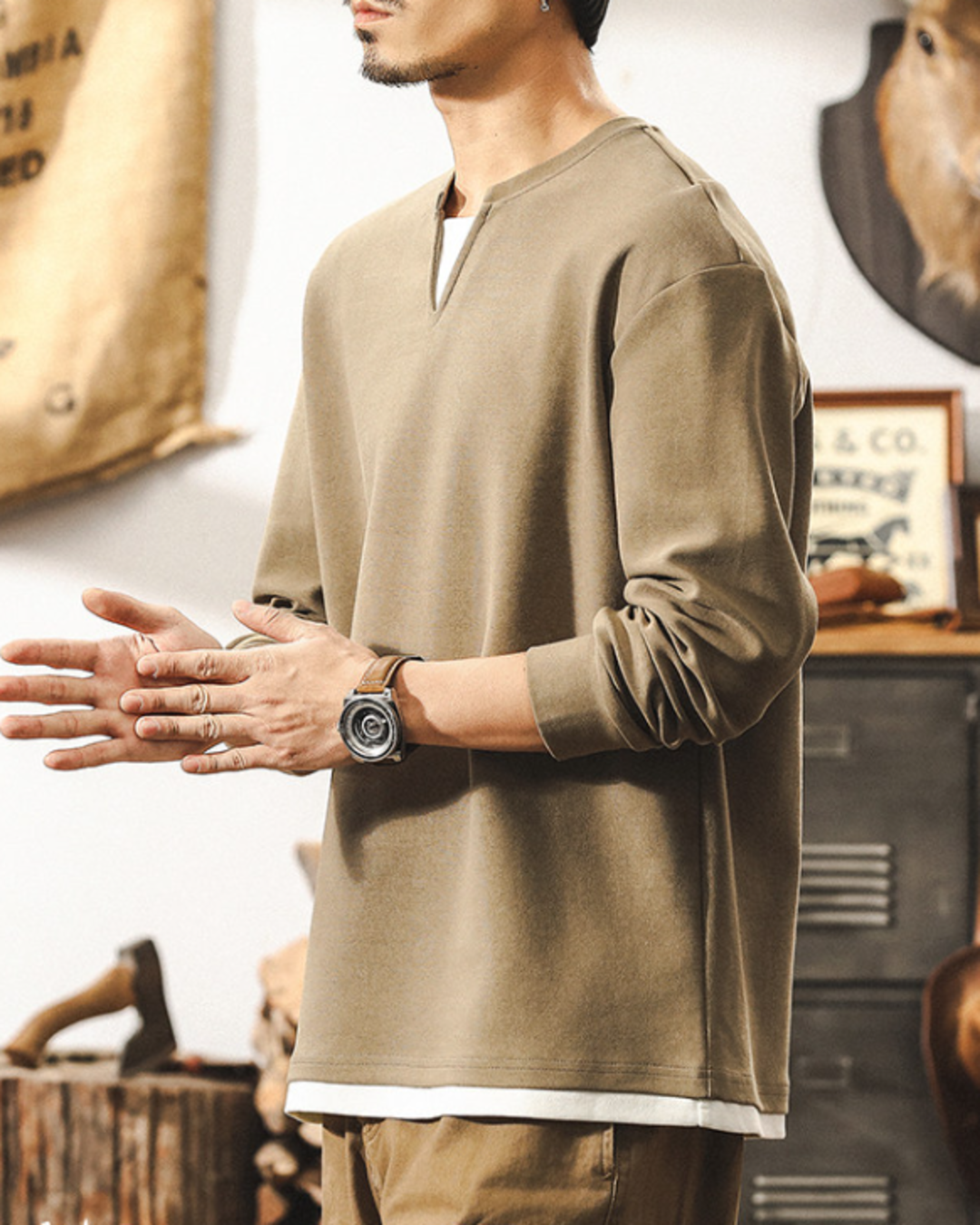【M-4XL】layered v-neck long sleeve sweatshirt 【ACT0247】