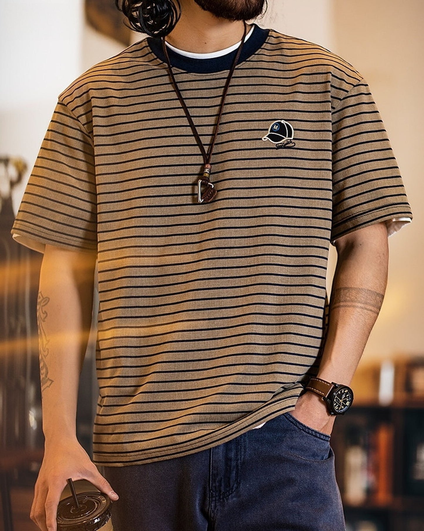 Relaxed Fit Fine Striped Patch Casual T-Shirt 【ACT0124】