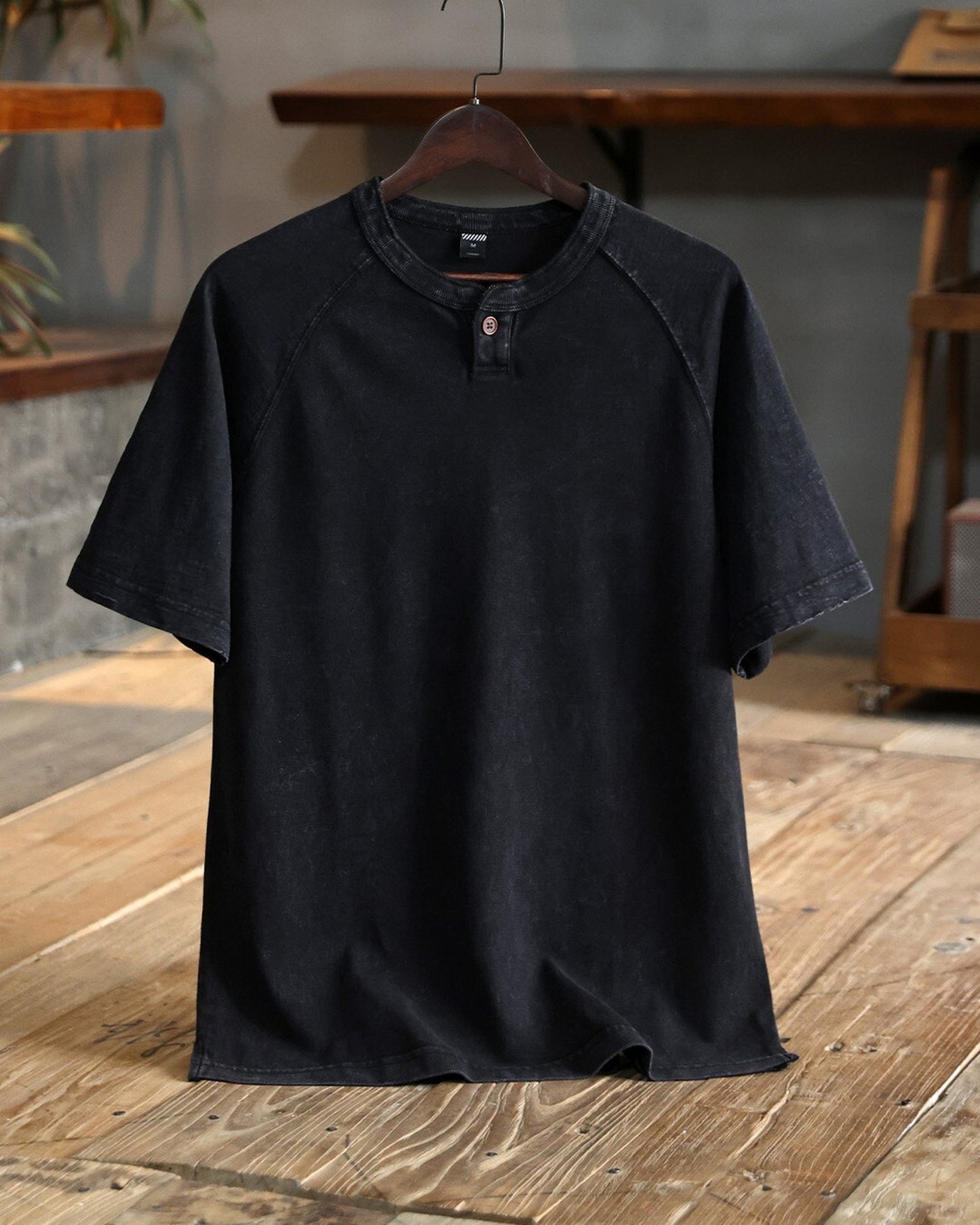 Henley-Neck Raglan-Sleeve Loose Casual T-Shirt 2color 【ACT0085】