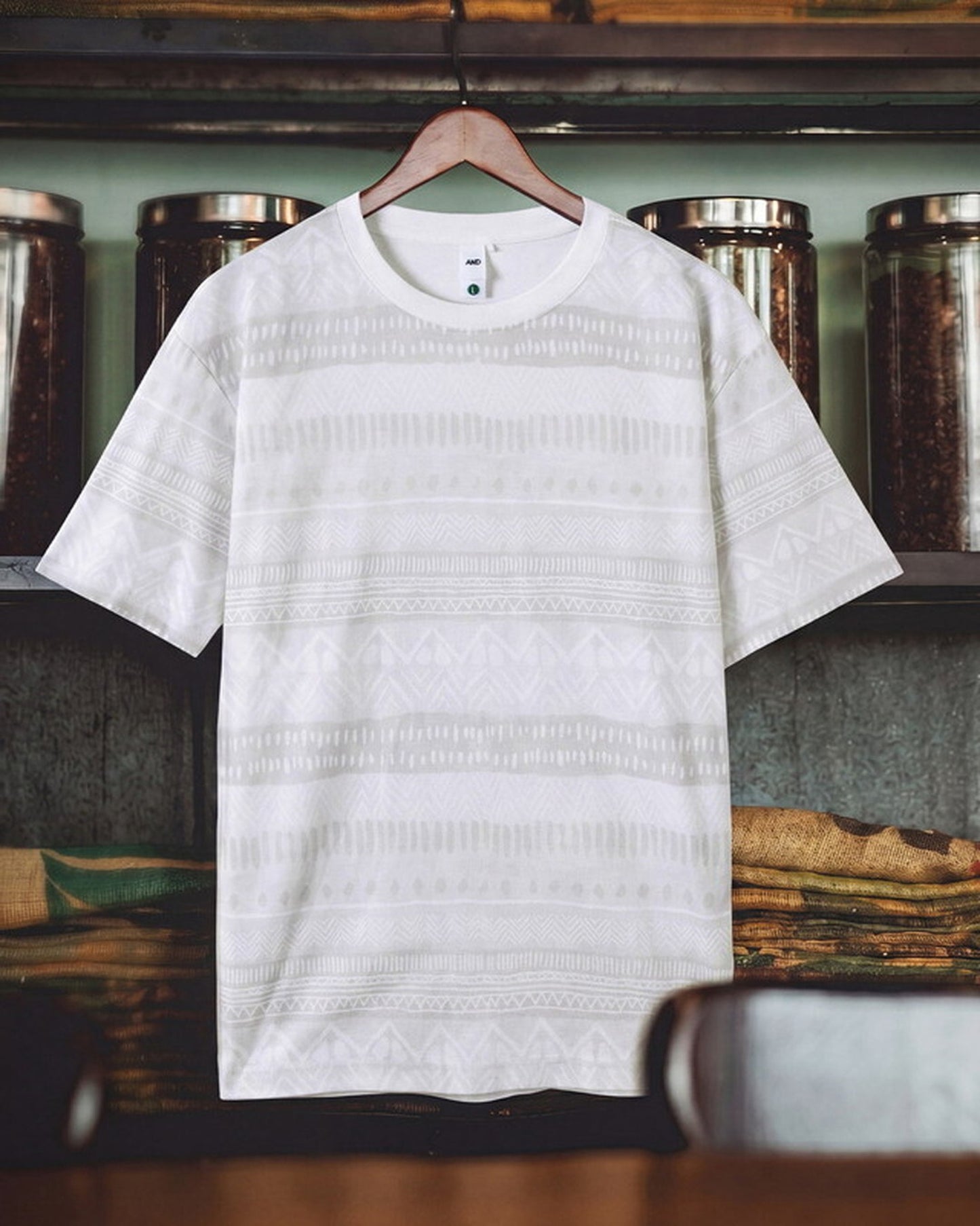 Native-Pattern Vintage Geometric Relaxed T-Shirt 2color 【ACT0103】