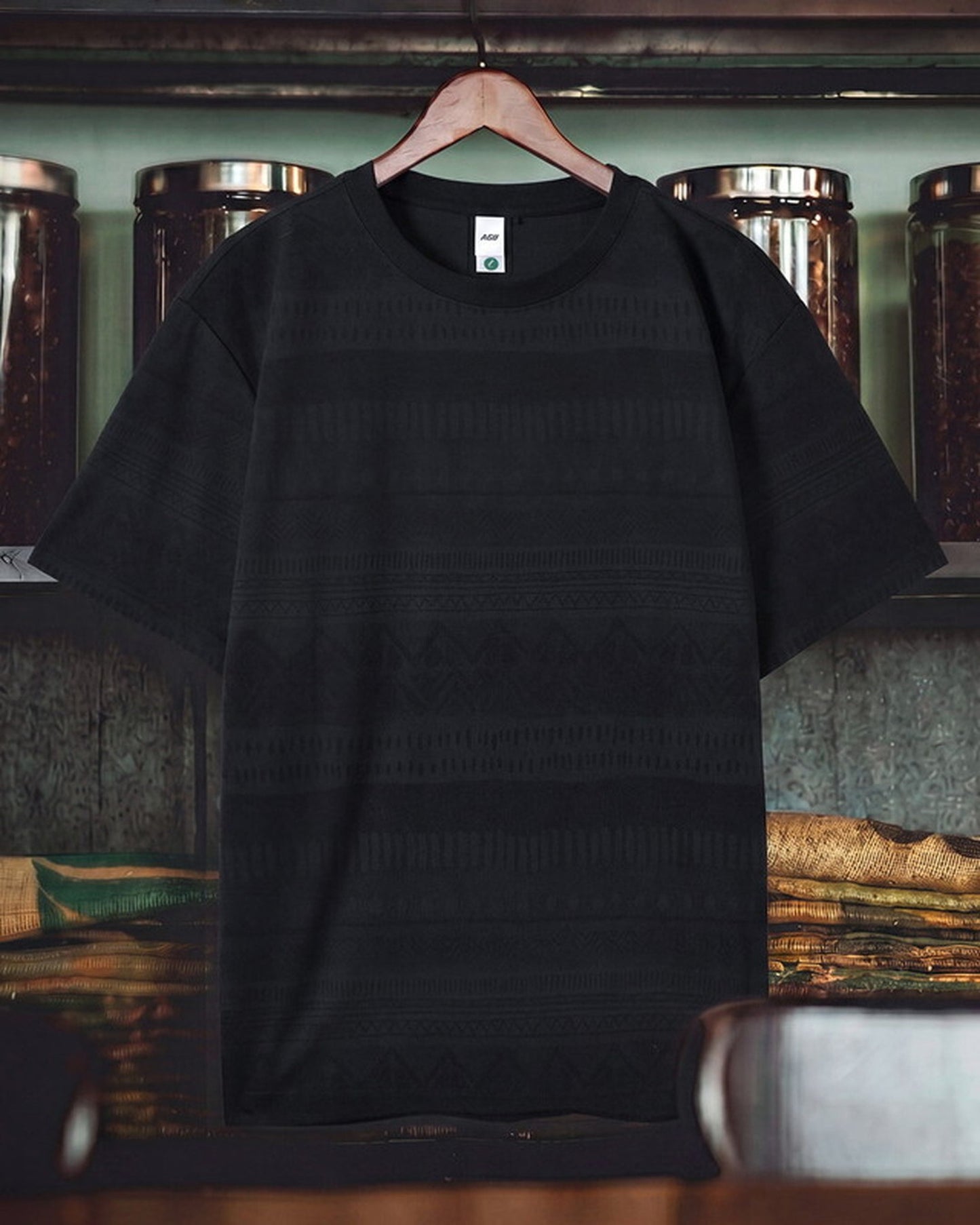Native-Pattern Vintage Geometric Relaxed T-Shirt 2color 【ACT0103】
