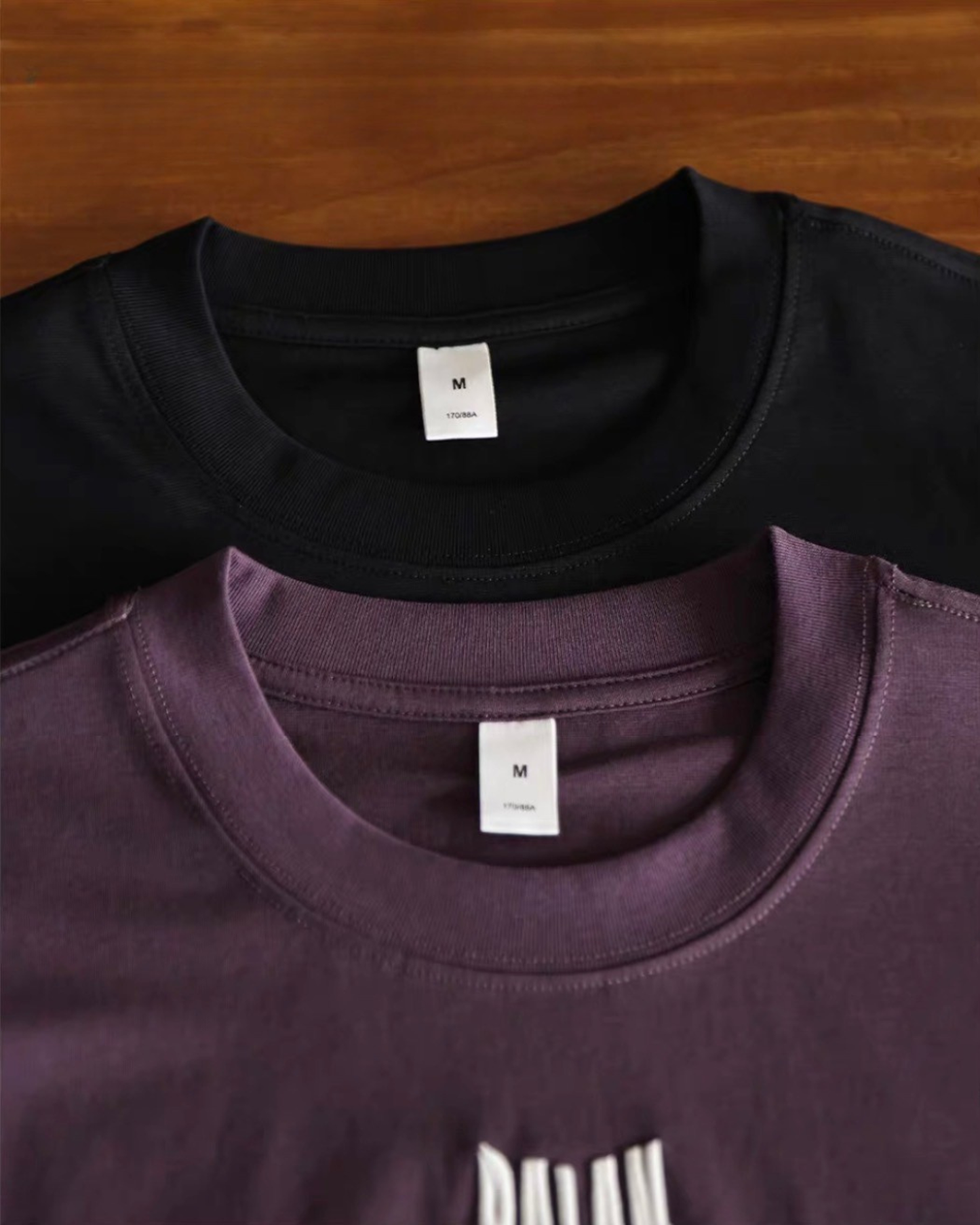 loose-fit embossed logo crew-neck t-shirt 2color 【ACT0059】