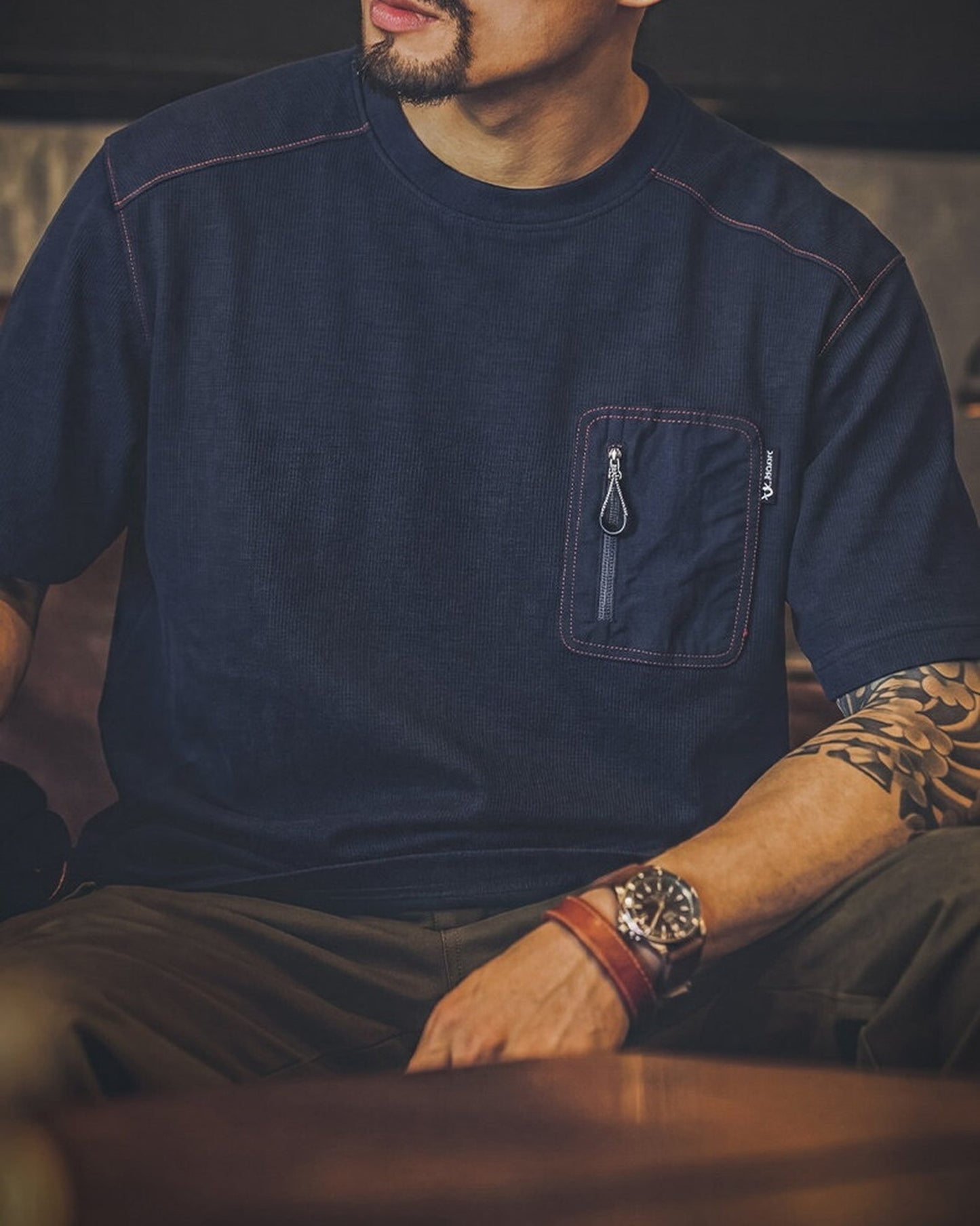 Vintage Zip-Pocket Contrast-Stitch Relaxed T-Shirt 【ACT0093】