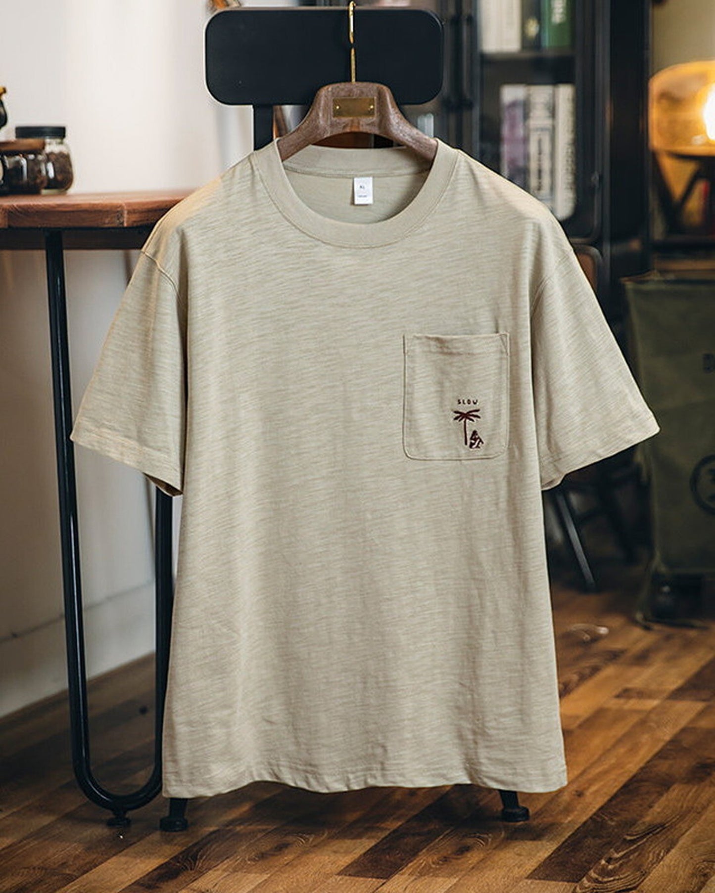 Palm-Tree-Embroidery Chest-Pocket Relaxed T-Shirt 2color 【ACT0087】
