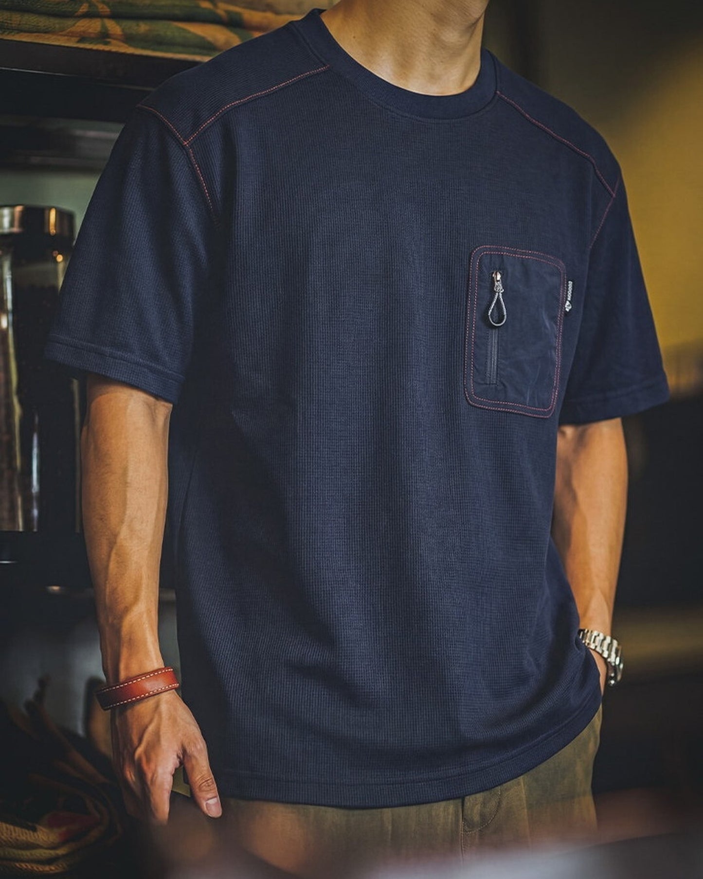 Vintage Zip-Pocket Contrast-Stitch Relaxed T-Shirt 【ACT0093】