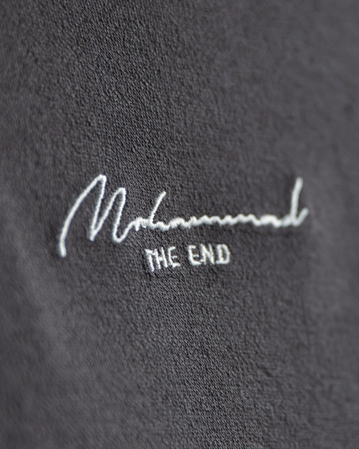 Minimalist Lettering-Embroidered Casual Relaxed T-Shirt 2color 【ACT0104】