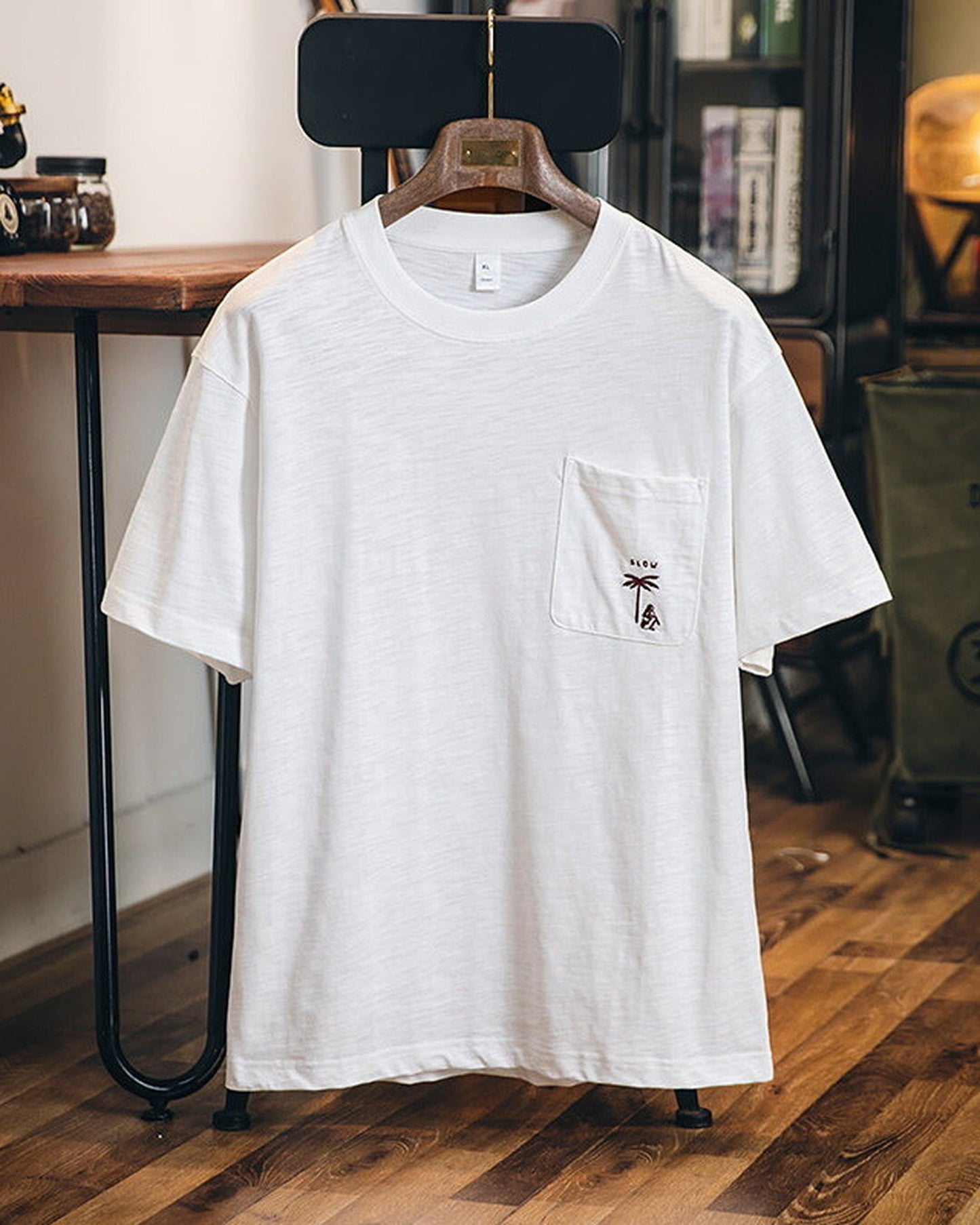 Palm-Tree-Embroidery Chest-Pocket Relaxed T-Shirt 2color 【ACT0087】