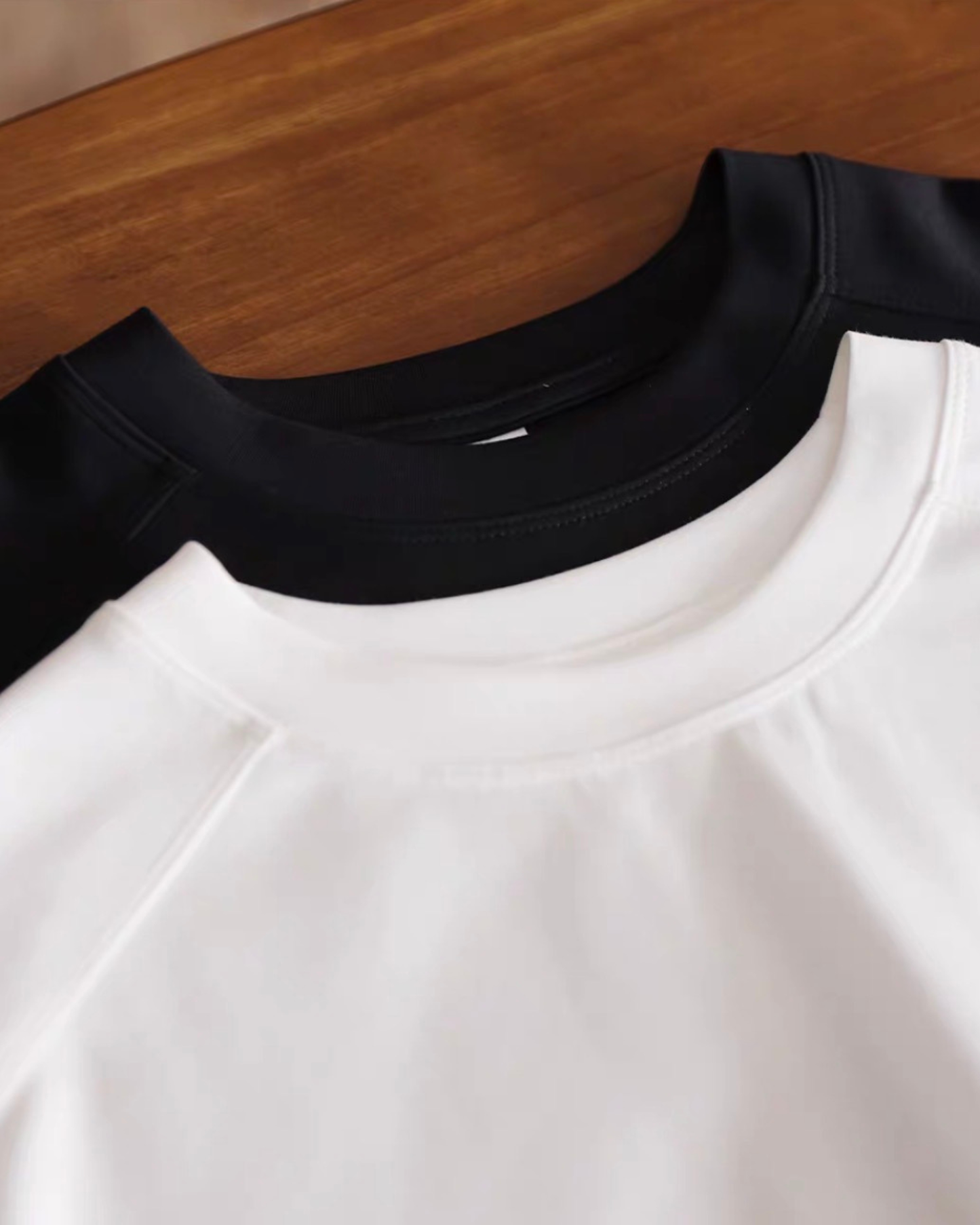 Embossed triangle logo casual t-shirt 2color 【ACT0067】